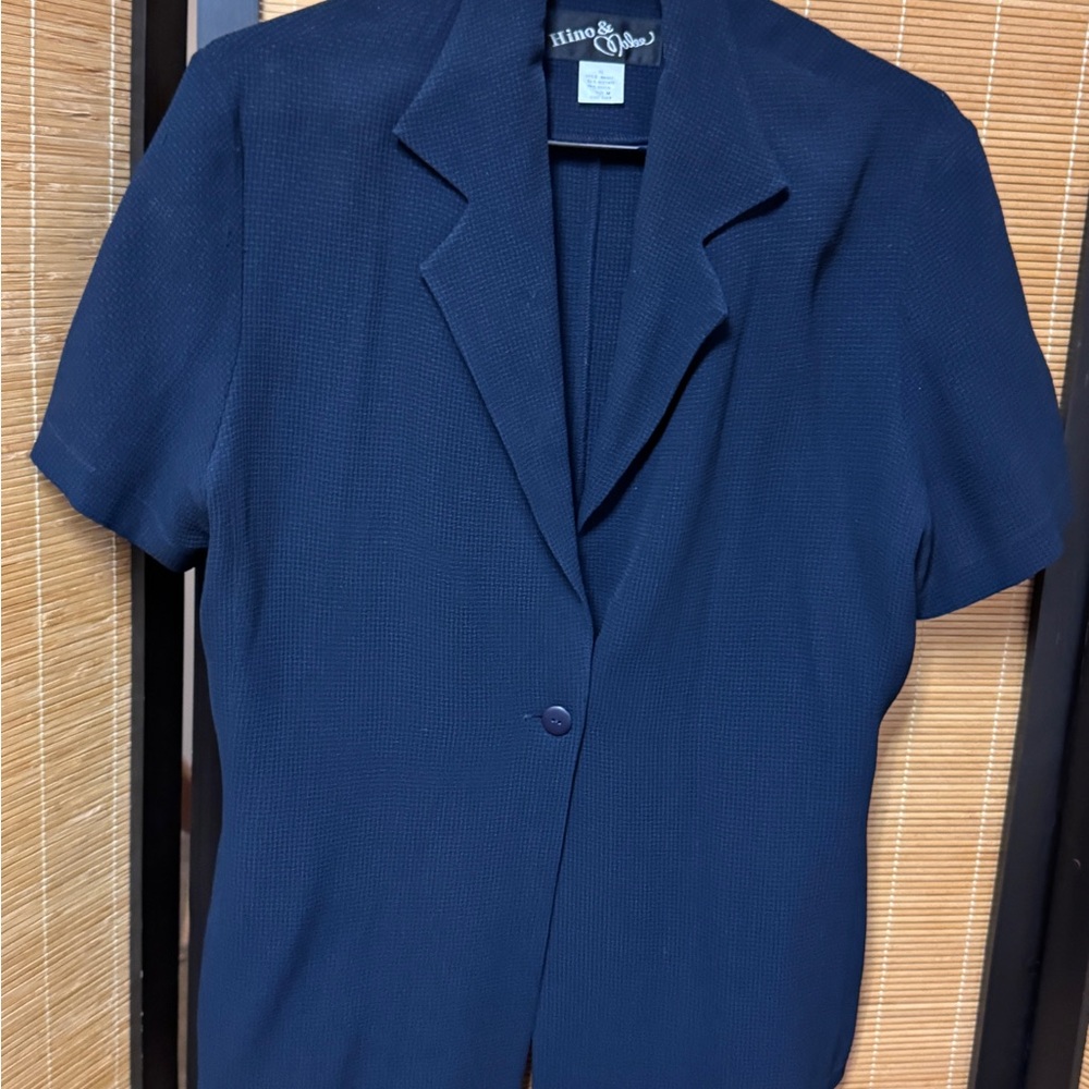 Hino & Malee Short Sleeve Navy Jacket – Textured Minimalist Blouse – Size M